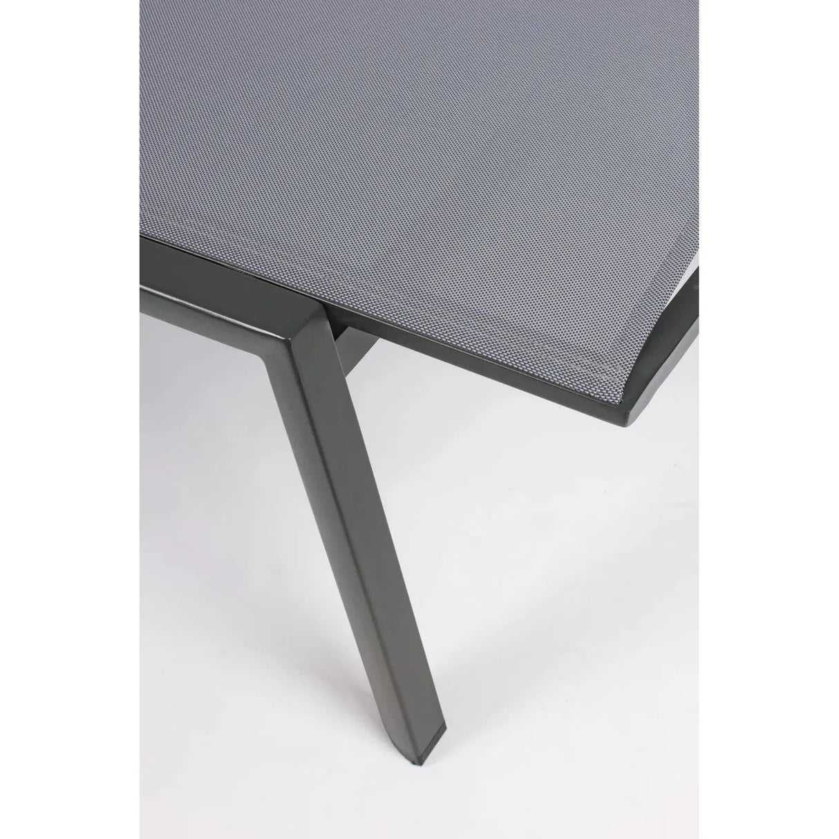 Cruise Sonnenbank mit Rädern Charcoal Gk52 - ZEN ZONE Furniture