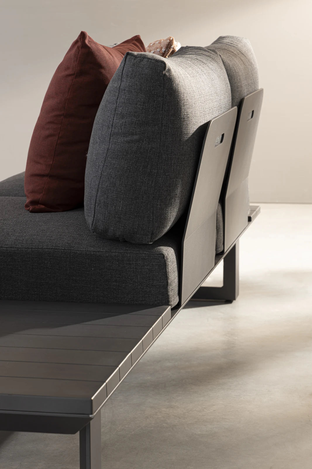 Gartenlounge Eck-Sitzgruppe mit Kissen Anthrazit CX23 Konnor - ZEN ZONE Furniture