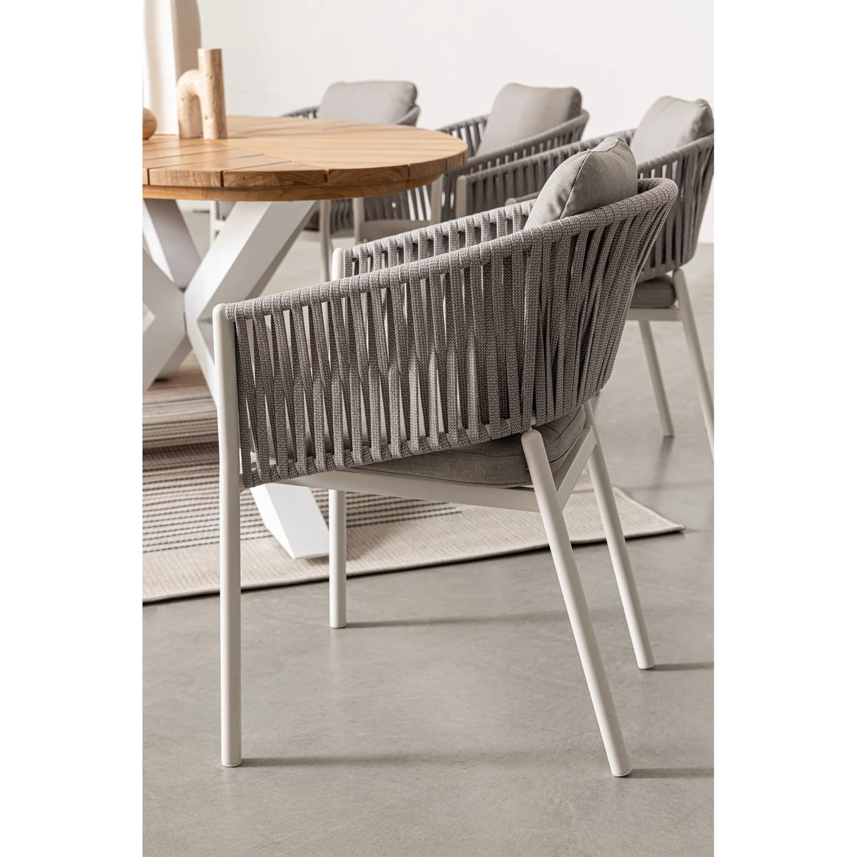 Gartenstuhl mit Armlehne und Kissen Florencia WG20 - ZEN ZONE Furniture