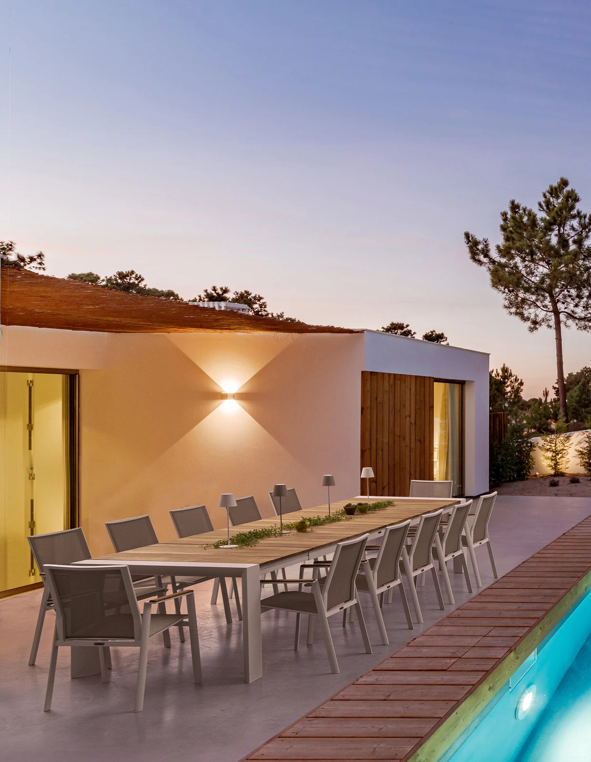 Gartentisch ausziehbar 253/319/384x110 Weiß GK50 Cameron - ZEN ZONE Furniture