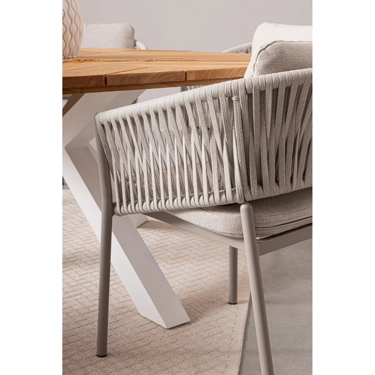 Gartenstuhl mit Armlehne und Kissen Florencia Moon WG24 - ZEN ZONE Furniture