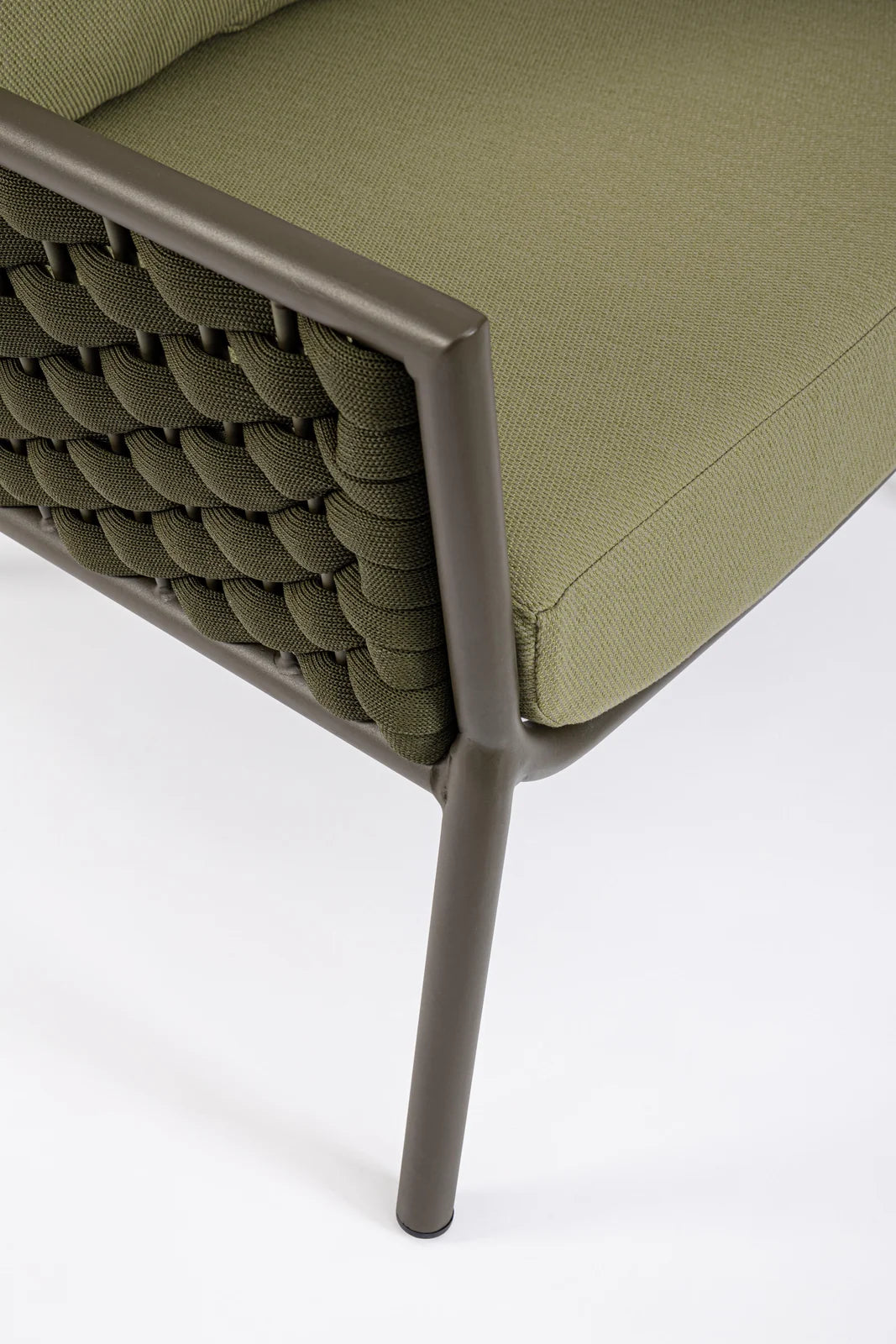 Outdoor Sessel mit Kissen Everly Olive QS24 - ZEN ZONE Furniture