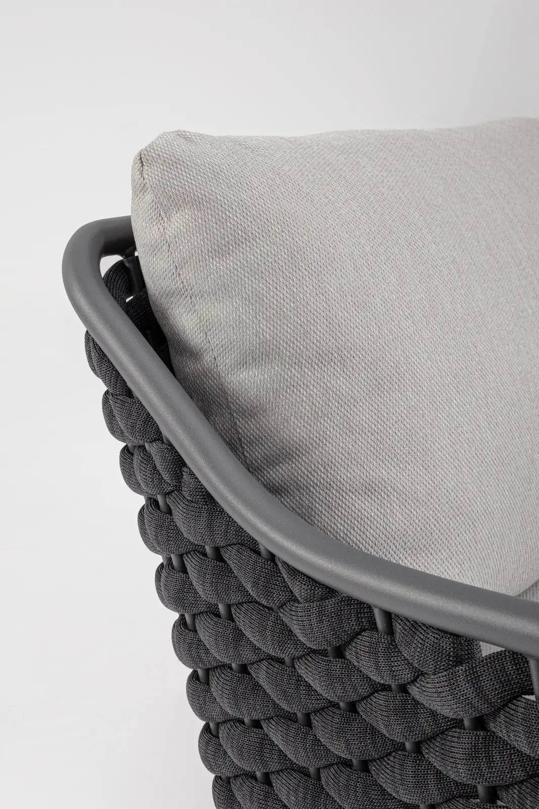 Garten-Sofa 2-Sitzer mit Kissen Everly QS22/Graphit - ZEN ZONE Furniture