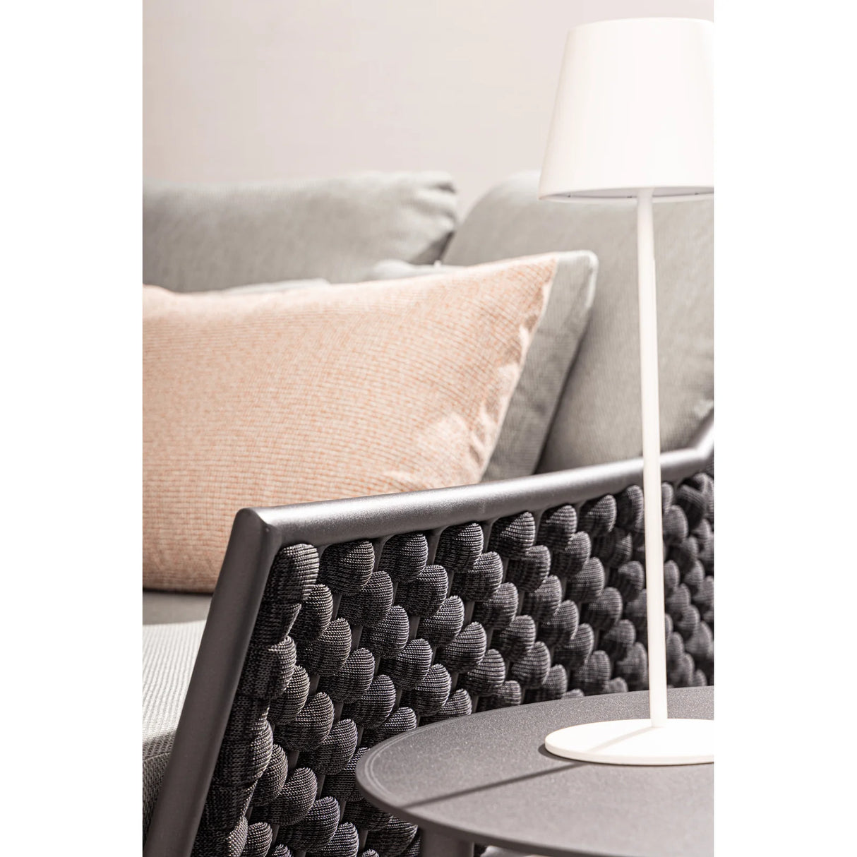 Outdoor Daybed mit Kissen Everly Anthrazit QS22/Graphit - ZEN ZONE Furniture