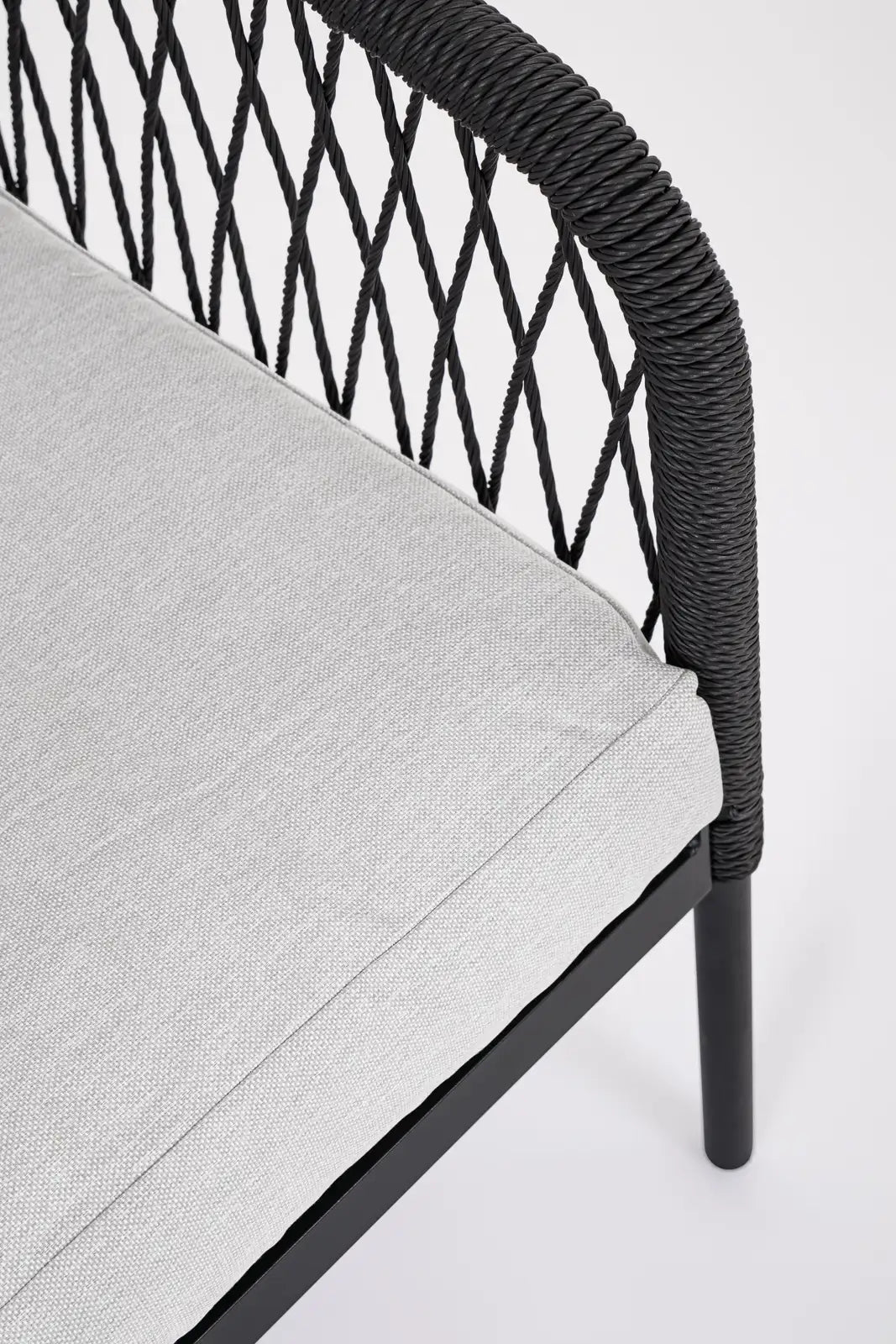 Outdoor 4er-Set Felipe Grau mit Kissen - ZEN ZONE Furniture