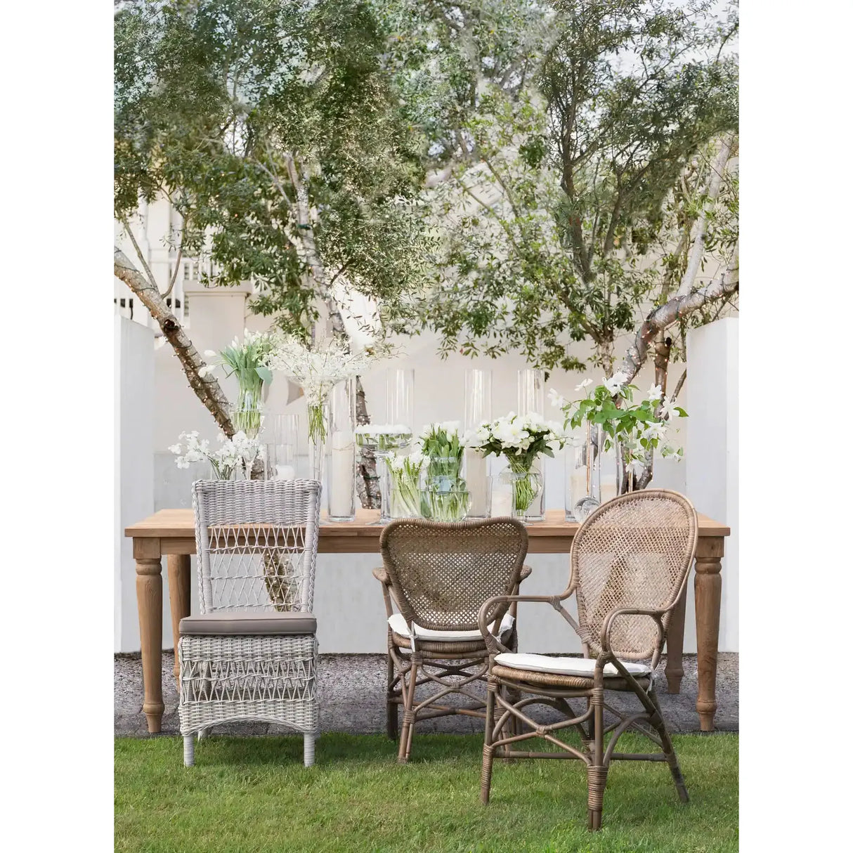 Edelina Stuhl Natur mit Armlehnen mit Kissen - ZEN ZONE Furniture