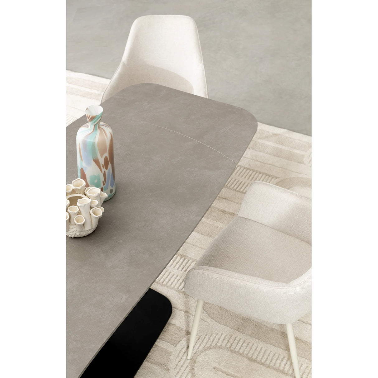 Essstuhl mit Armlehne Cora Beige/Beige - ZEN ZONE Furniture