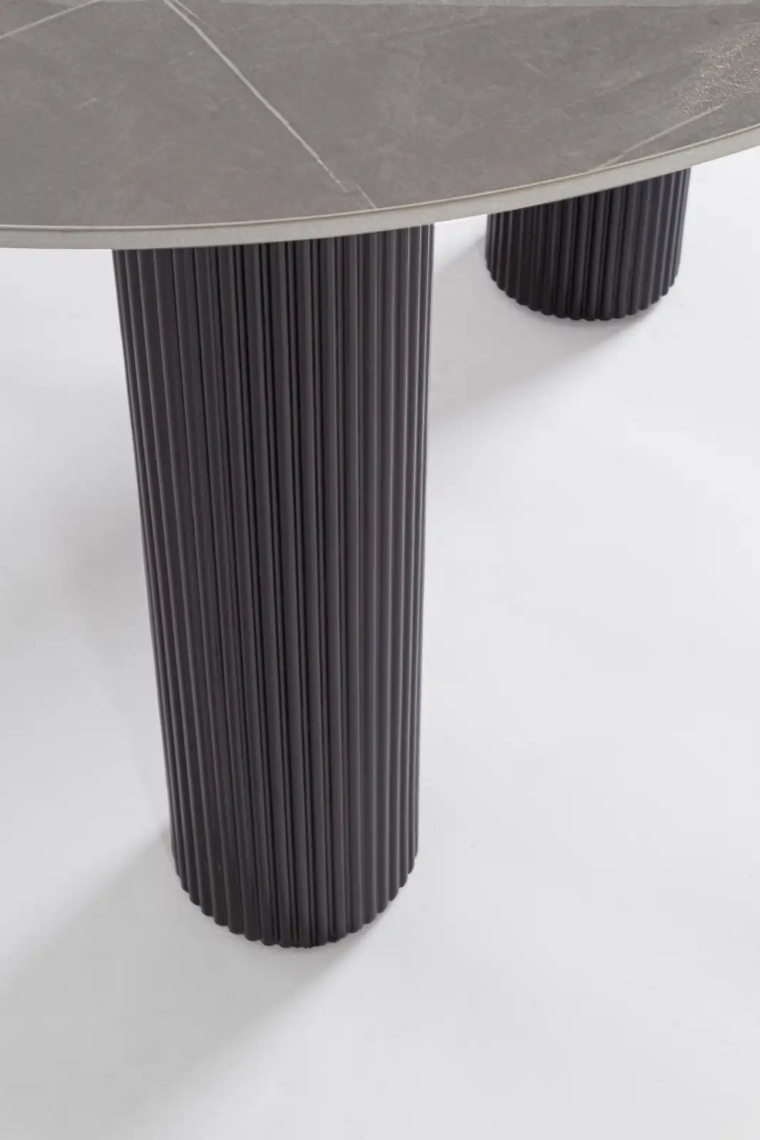 Tisch Bamira Schwarz 120x120 cm - ZEN ZONE Furniture