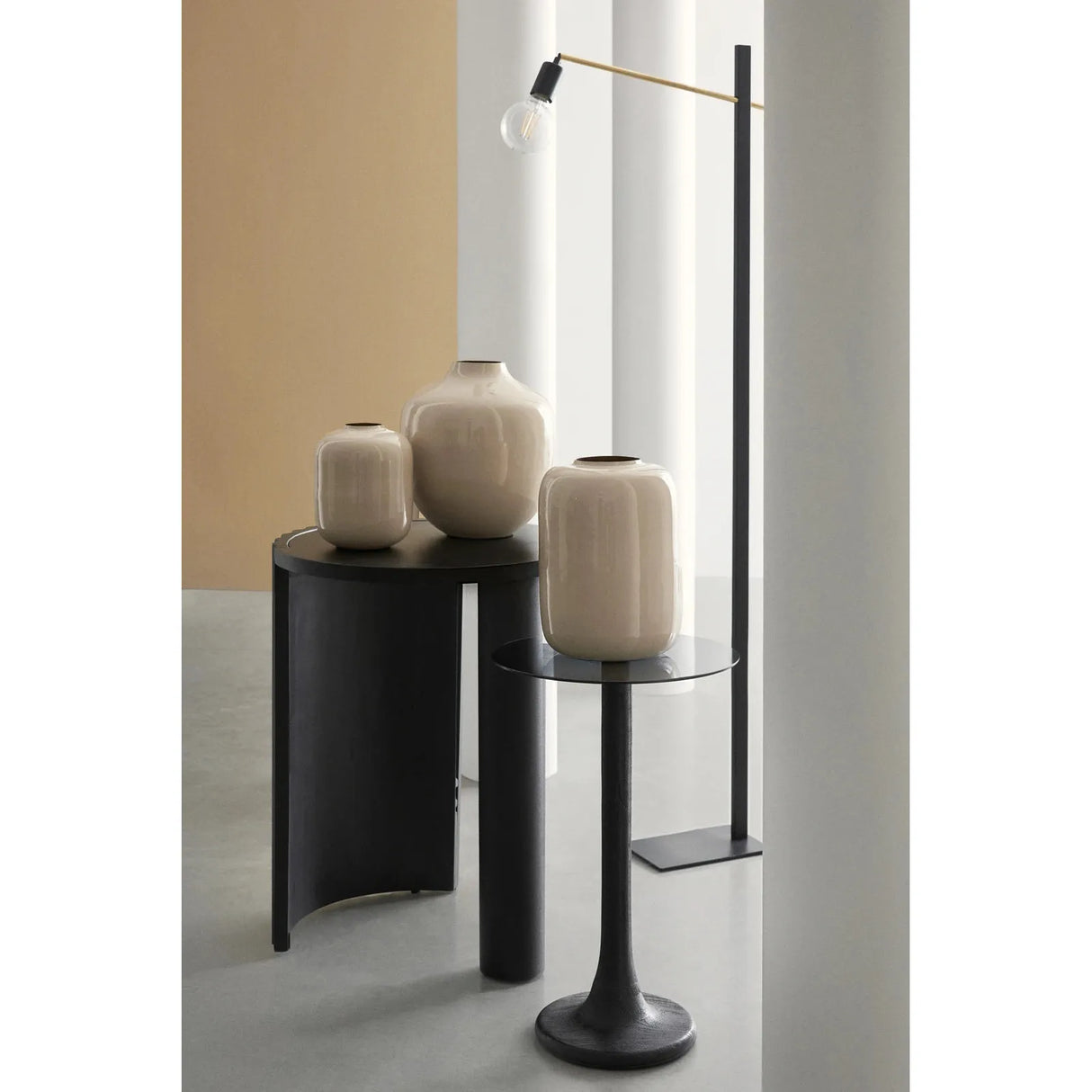 Aberdeen Couchtisch Schwarz 35x35 cm - ZEN ZONE Furniture