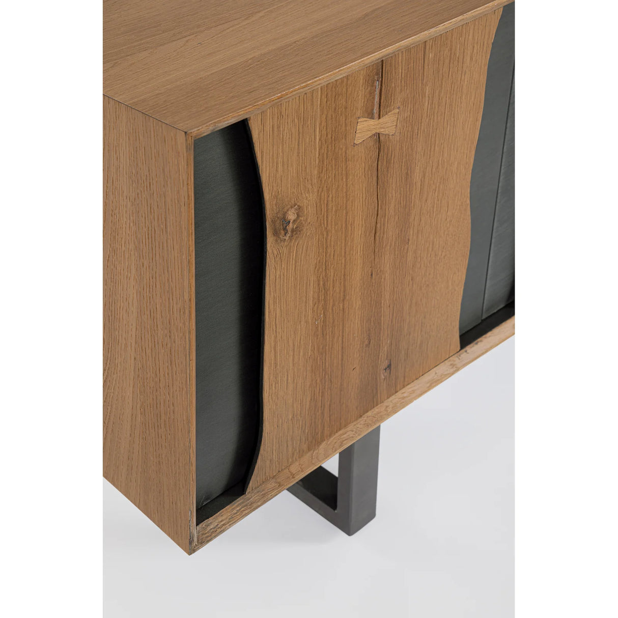 TV Sideboard mit 3 Türen und 2 Schubladen Garwood - ZEN ZONE Furniture