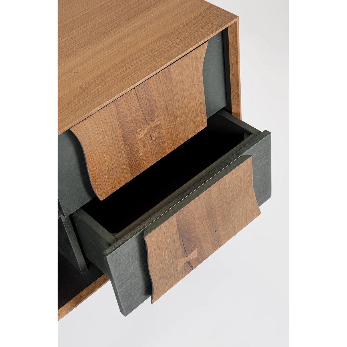 TV Sideboard mit 3 Türen und 2 Schubladen Garwood - ZEN ZONE Furniture