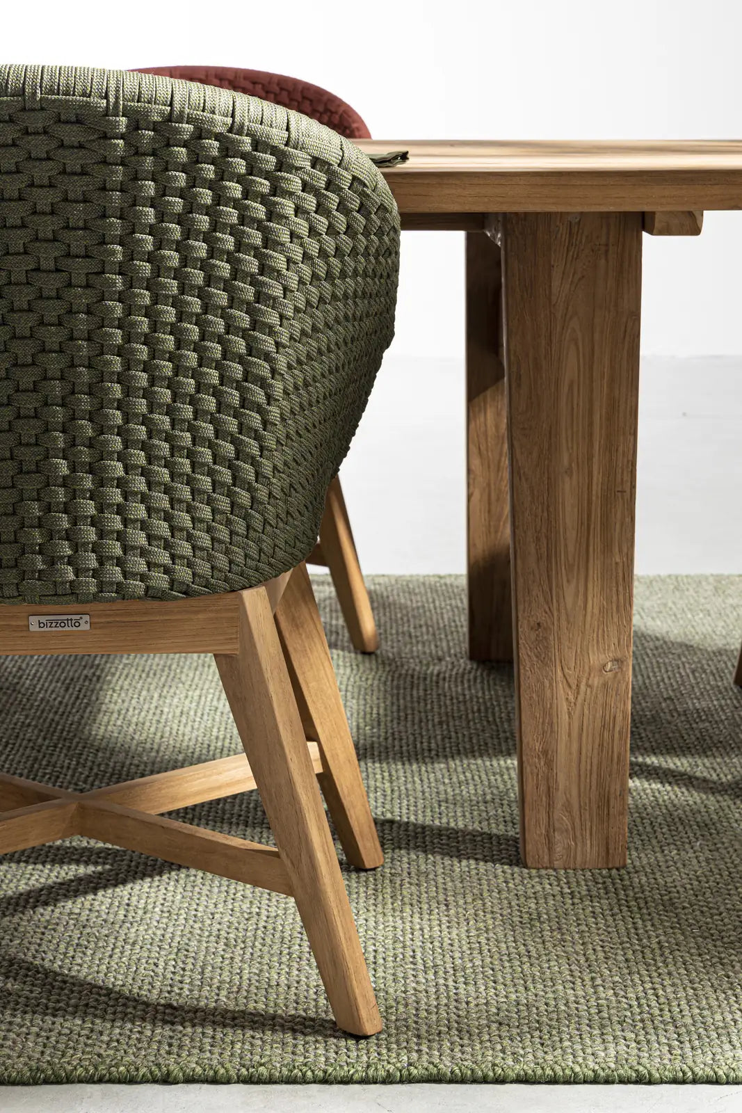 Gartenstuhl mit Armlehne und Kissen Coachella Grün - ZEN ZONE Furniture