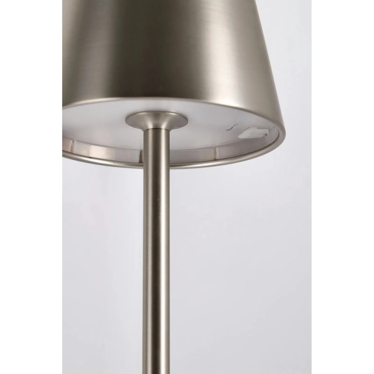 Etna Tischlampe Silber Leder Höhe 38 cm - ZEN ZONE Furniture