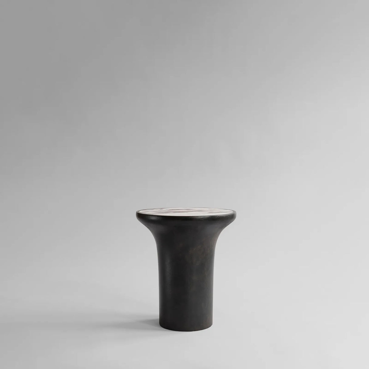Beistelltisch Trumpet aus Faserbeton, Marmor oder Glas, Hoch von 101 Copenhagen – Bild 1