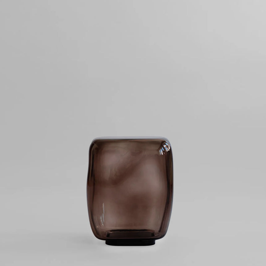Couchtisch Ishi aus Glas in Smoked Forest von 101 Copenhagen – Bild 1