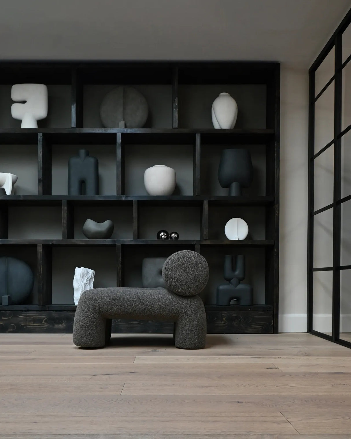 Sessel Foku aus Bouclé in Deep Taupe von 101 Copenhagen – Bild 8