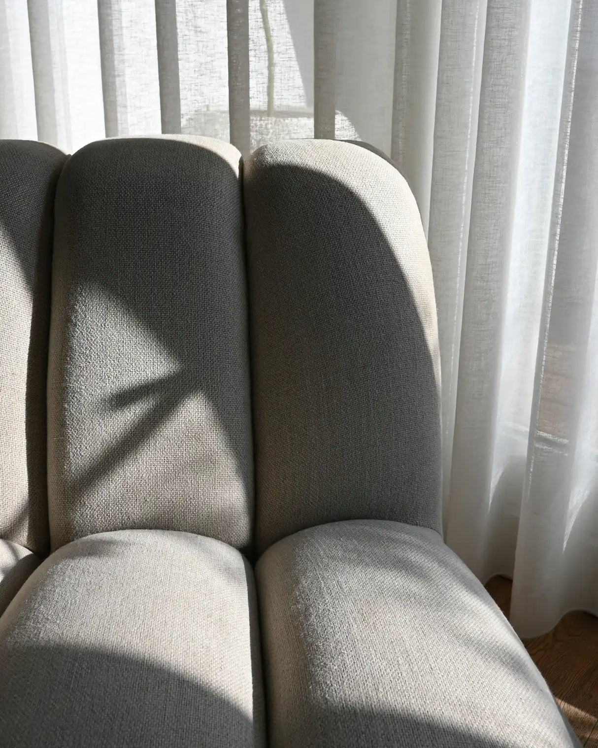 Sessel Toe aus Leinen in Sand, 80×70×72 cm von 101 Copenhagen – Bild 3