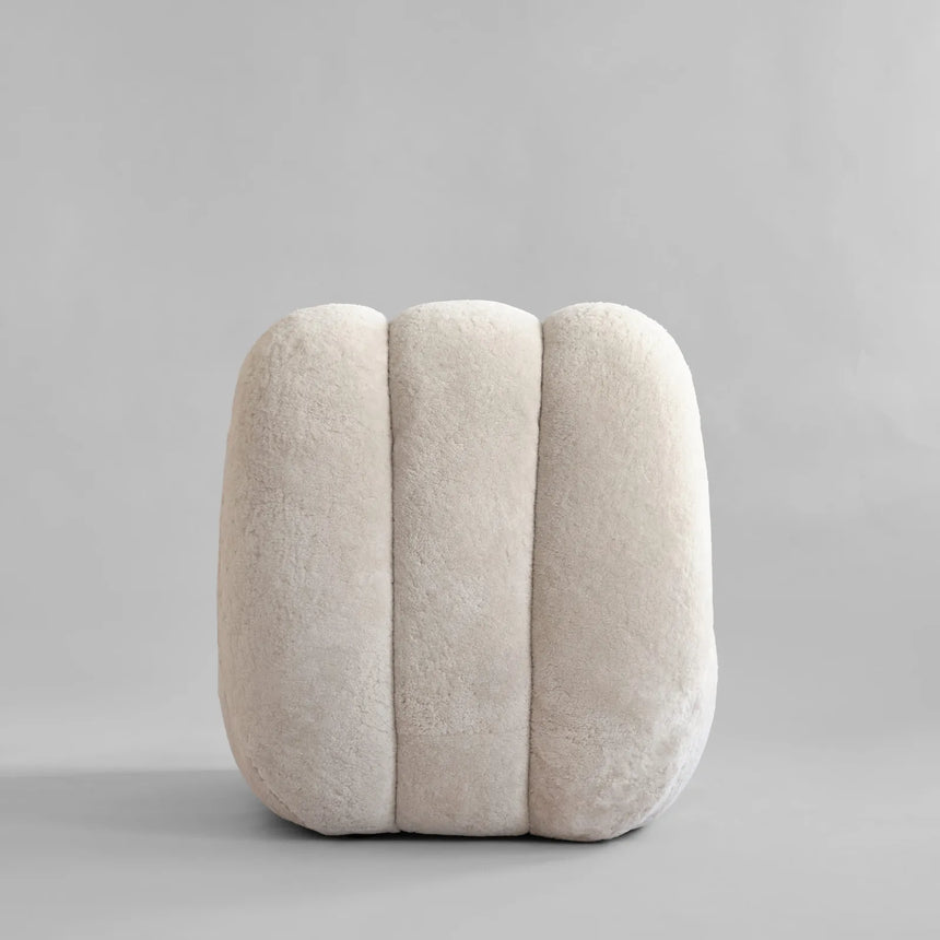 Sessel Toe aus Schaffell in Sandshell, 80×70×72 cm von 101 Copenhagen – Bild 7