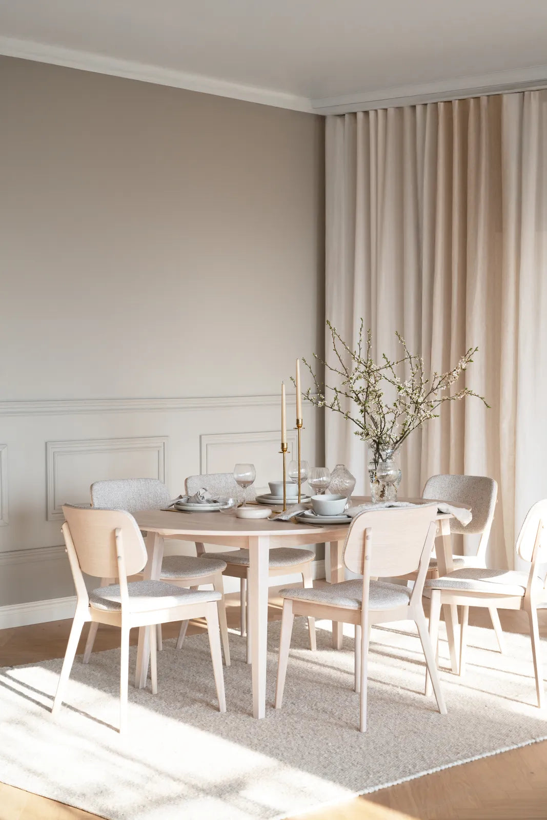 BARRETT Essstuhl massive Eiche, 58x47x83 cm