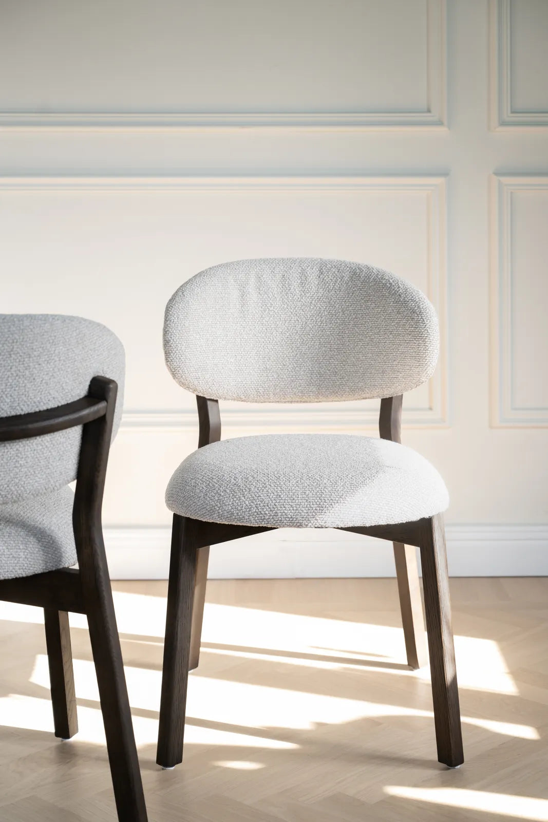 PATTERSON Essstuhl aus Eiche, 60x50x81 cm