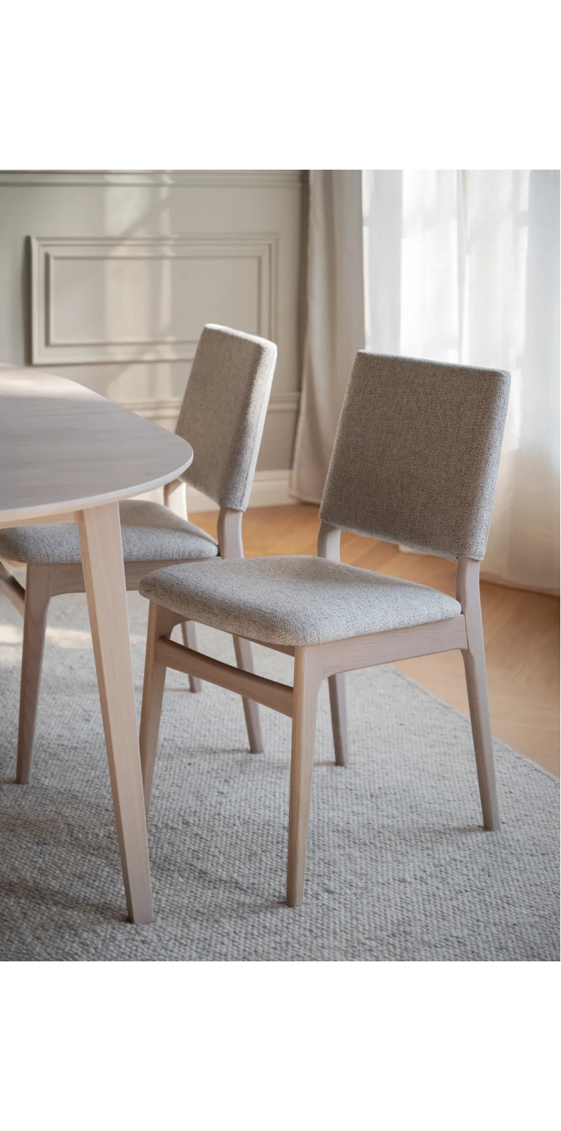 MEDFORD Essstuhl aus Eiche, 57x46x86 cm