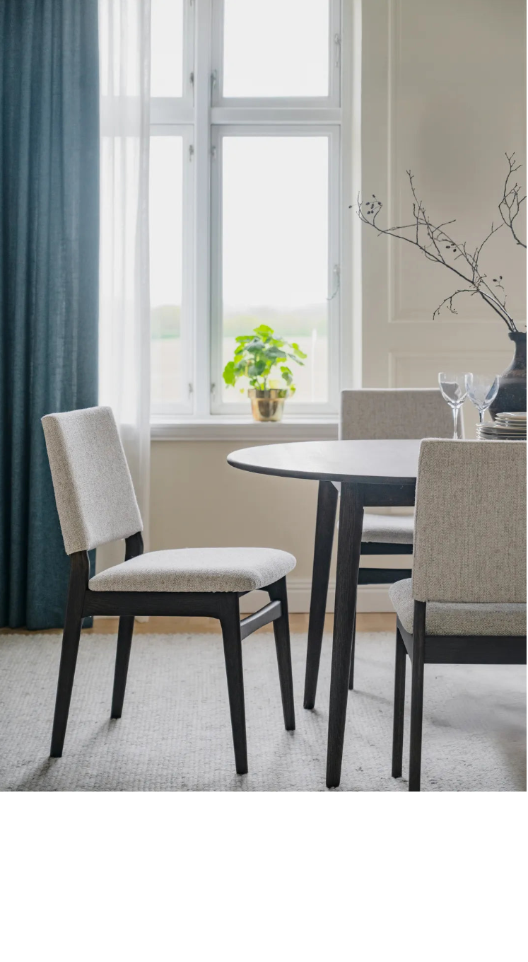 MEDFORD Essstuhl aus Eiche, 57x46x86 cm