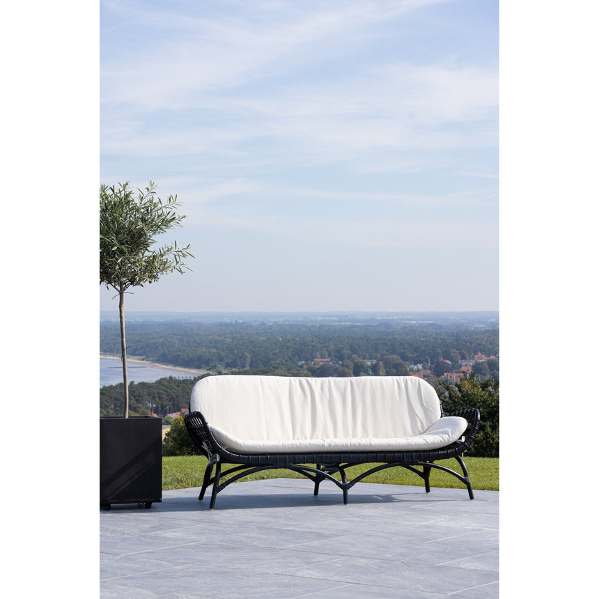 Moana 2-Sitzer Sofa - Schwarzes Rattan / Weißes Spunpolyster - ZEN ZONE Furniture