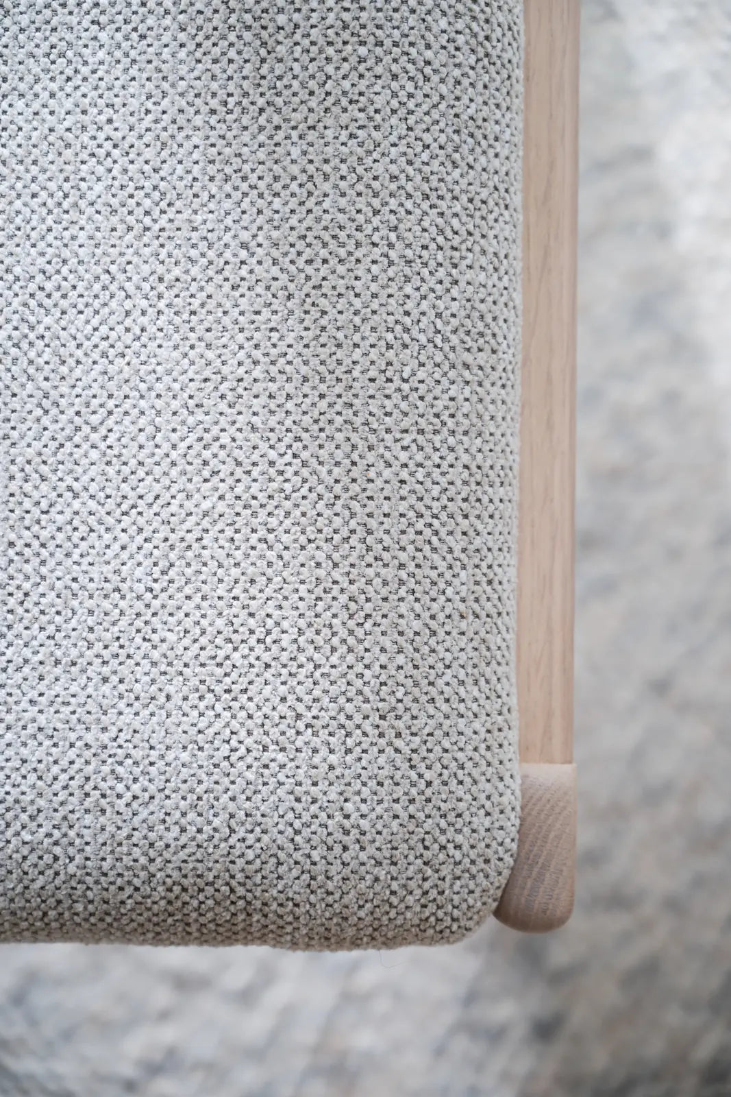 KERWIN Essstuhl aus Eiche, 54x46x86 cm