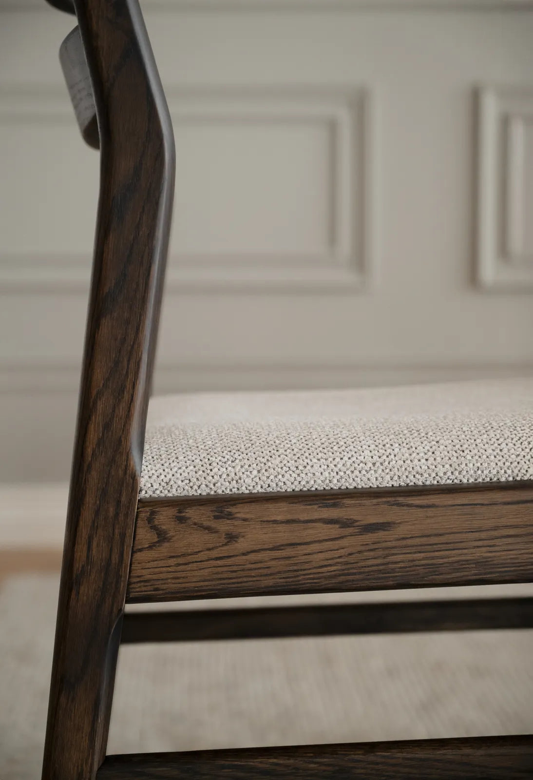 KERWIN Essstuhl aus Eiche, 54x46x86 cm