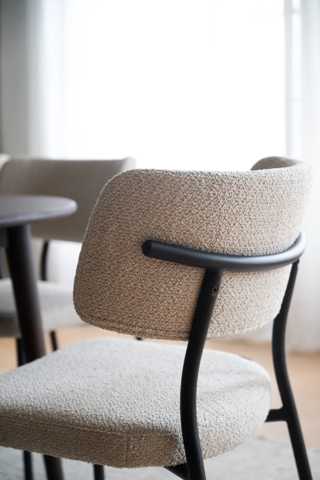 HERBSTER Essstuhl Beige/schwarz 56x50x82cm - ZEN ZONE Furniture