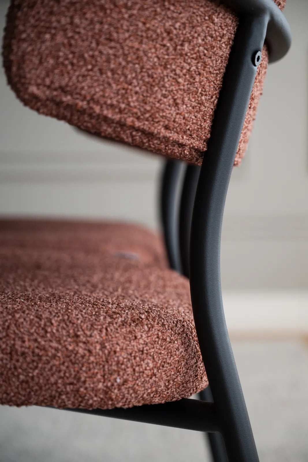 HERBSTER Essstuhl Rot/Schwarz 56x50x82cm - ZEN ZONE Furniture