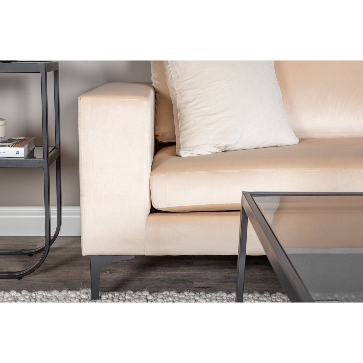 Bolero Sofa - 3-Sitzer - Beige Samt - Schwarze Beine - ZEN ZONE Furniture