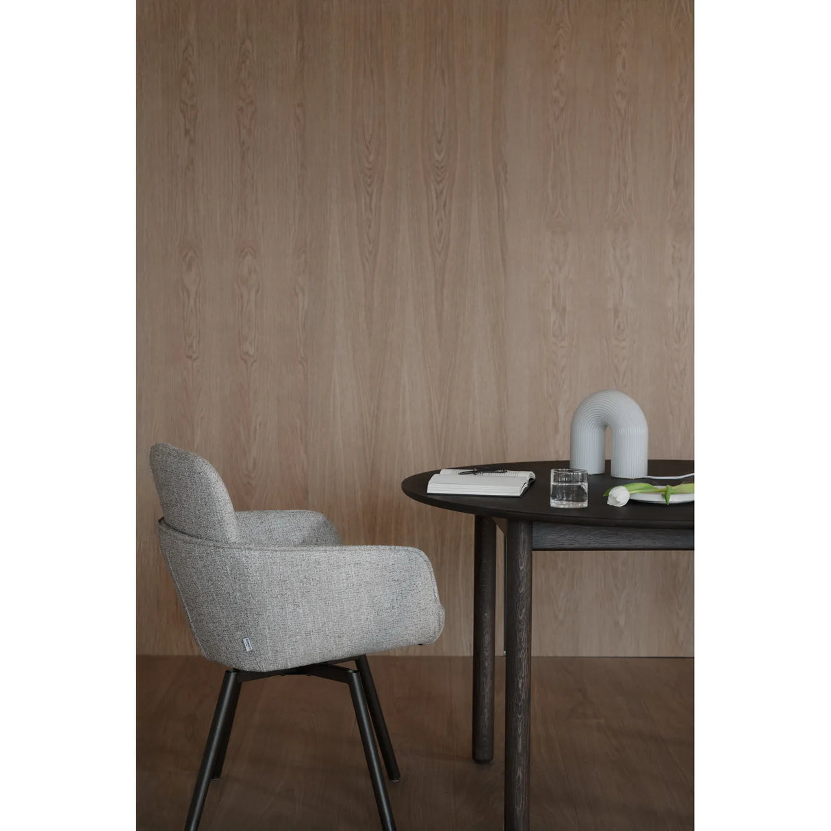 DERRYMORE Esstisch aus massiver Eiche, 120x120x75 cm - ZEN ZONE Furniture