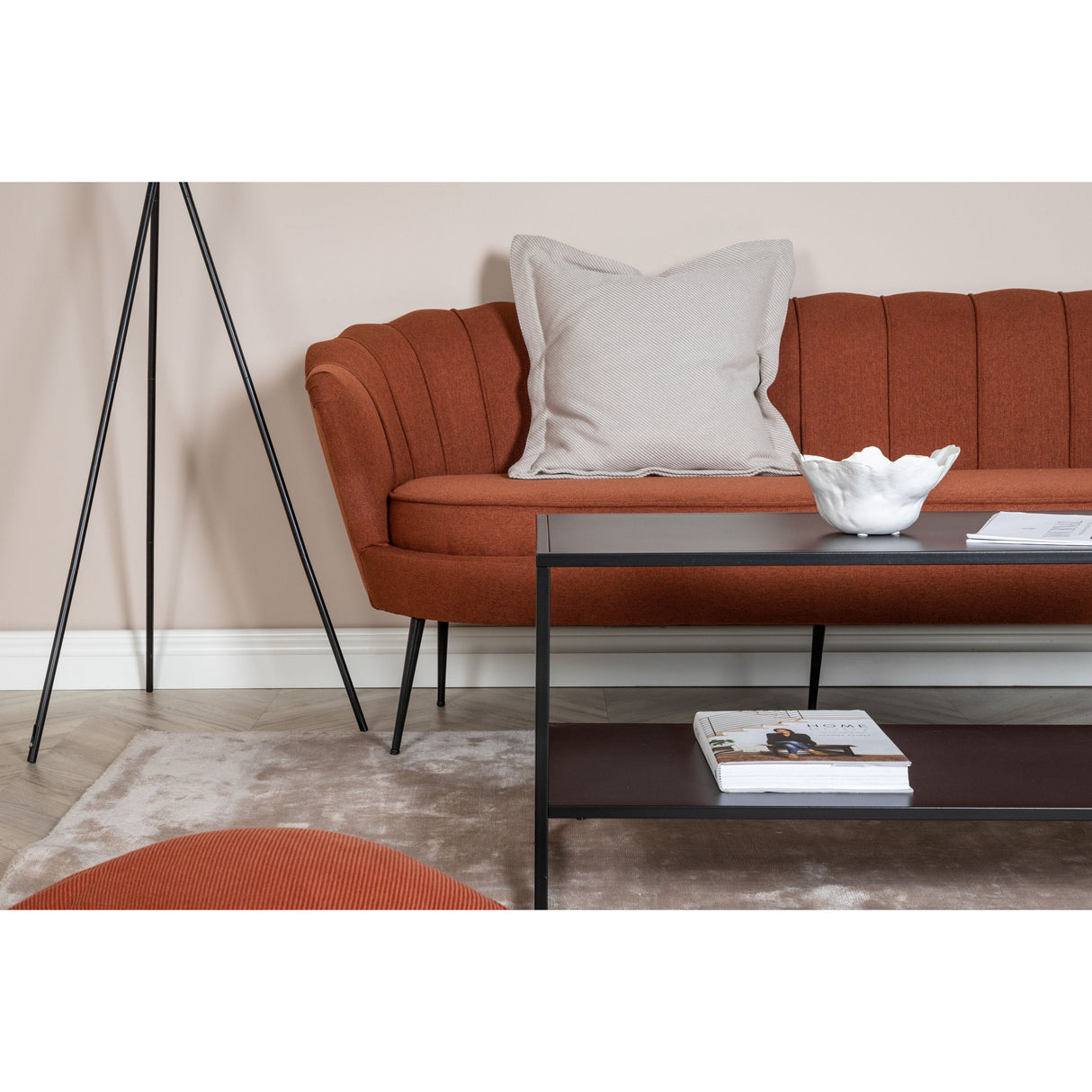 Calais 3-Sitzer Sofa - rostroter Stoff - schwarze Beine - ZEN ZONE Furniture