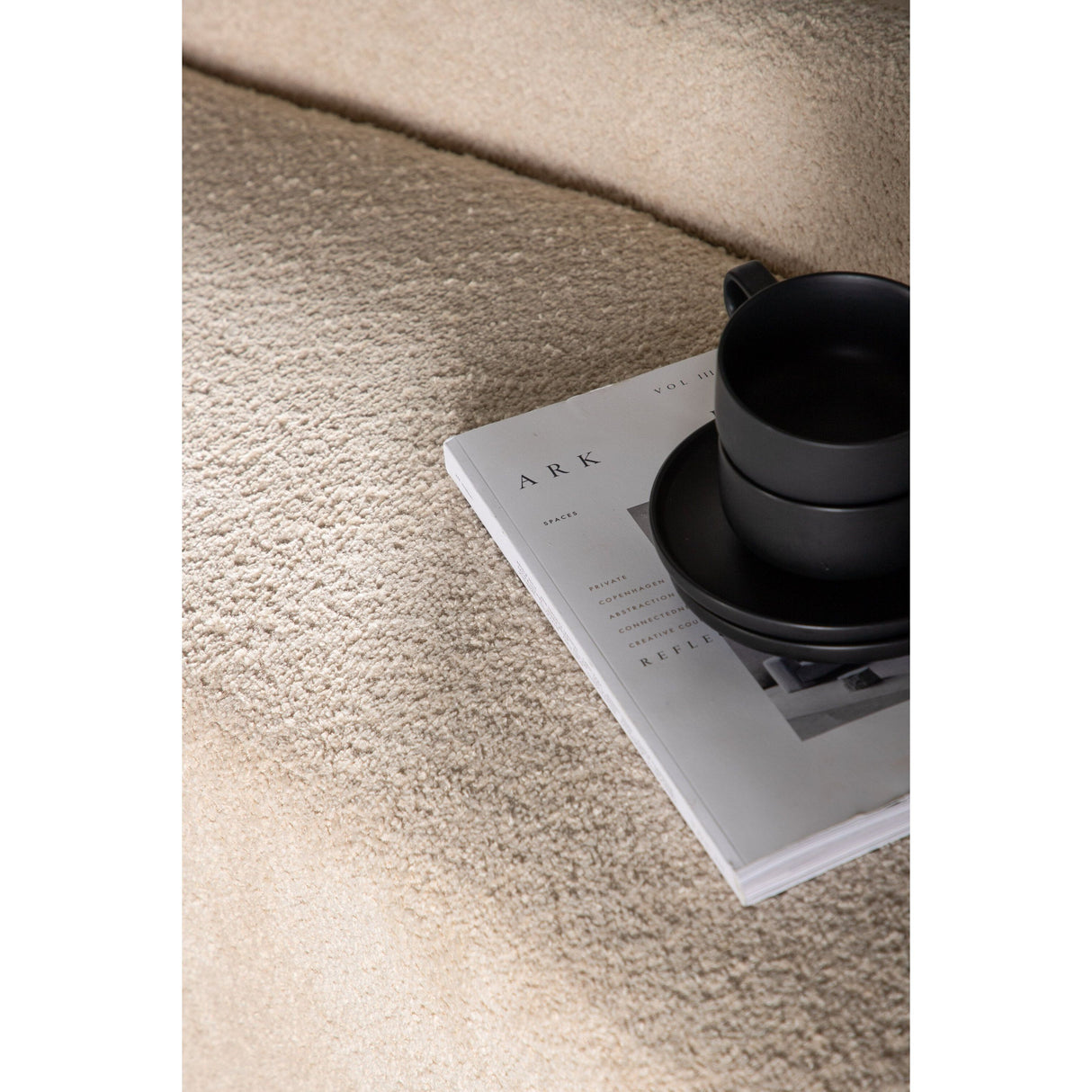 Pocatello 2-Sitzer Sofa - Weiß / Weißer Bouclé - ZEN ZONE Furniture