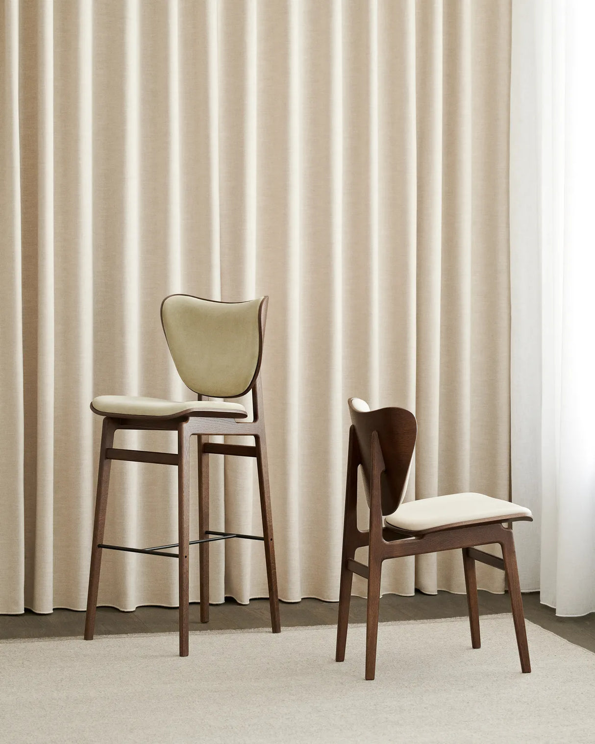 Tabouret de bar éléphant en chêne massif, non rembourré, 46×52×111 cm