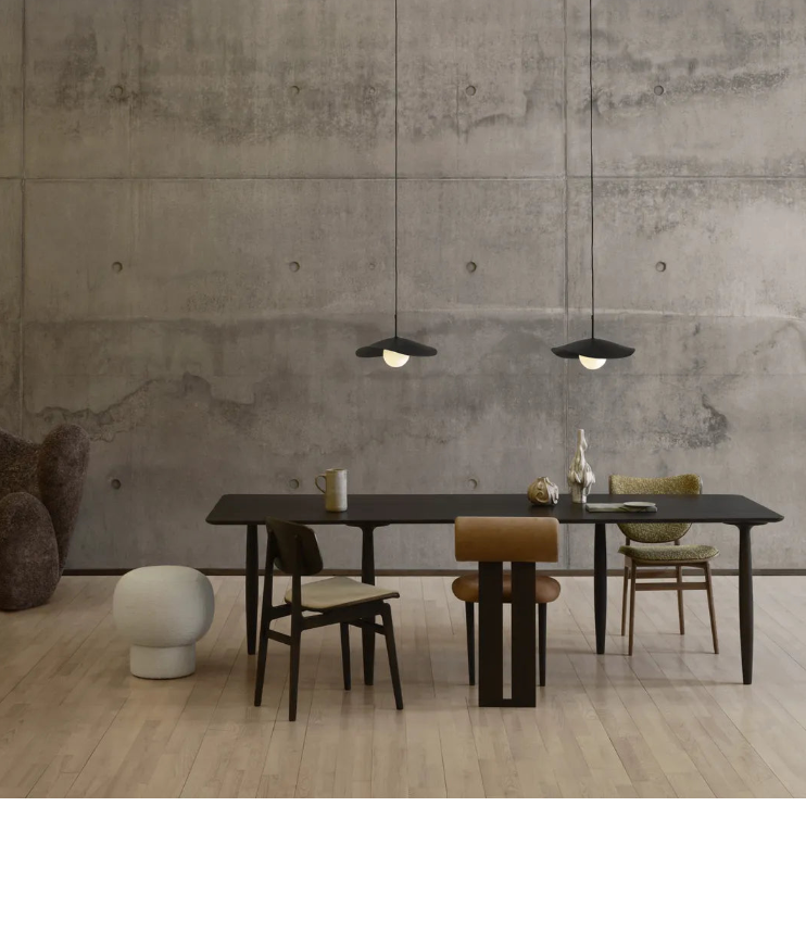 Esstisch Oku aus Eichenfurnier und Massivholz Eiche, 250×95×74 cm - ZEN ZONE Furniture