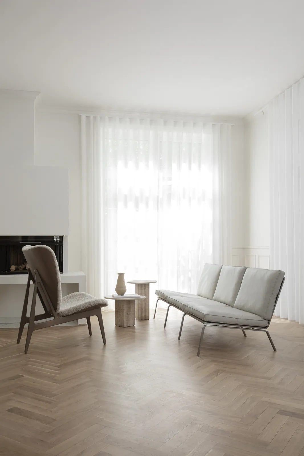 Beistelltisch SoHo aus Travertin, 40×40×50 cm - ZEN ZONE Furniture