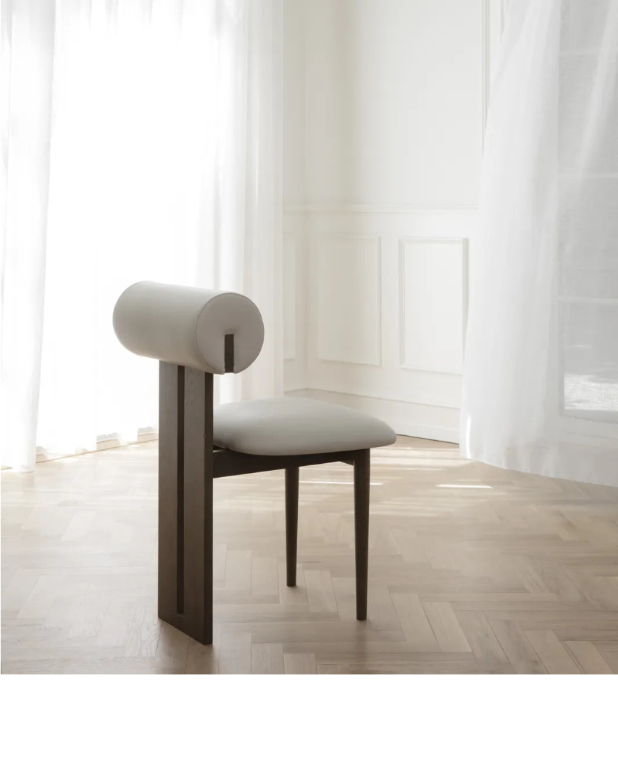 Essstuhl Hippo aus Massivholz Eiche, gepolstert, 47,5×59×79,5 cm - ZEN ZONE Furniture