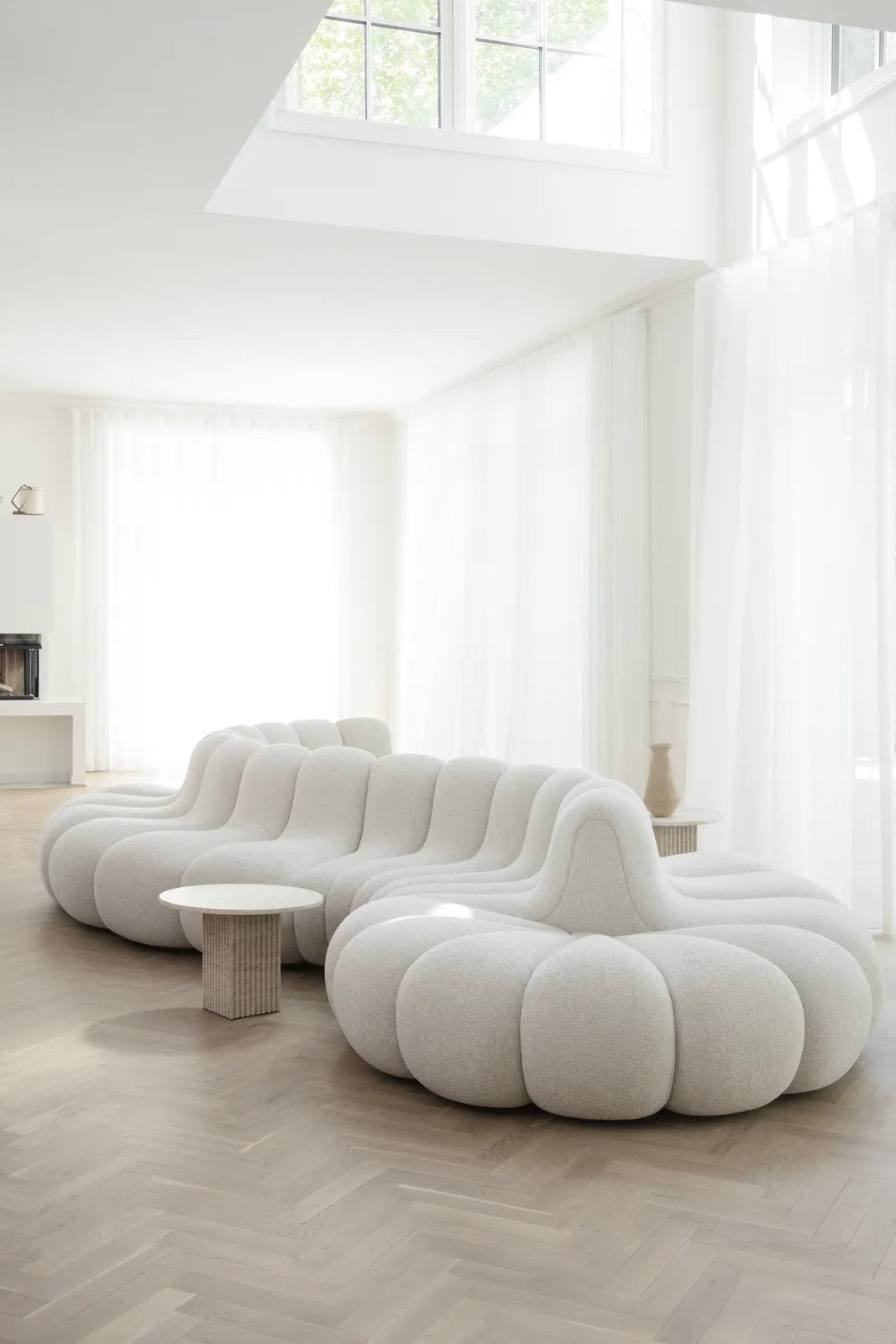 Couchtisch SoHo aus Travertin, 50×50×35 cm - ZEN ZONE Furniture