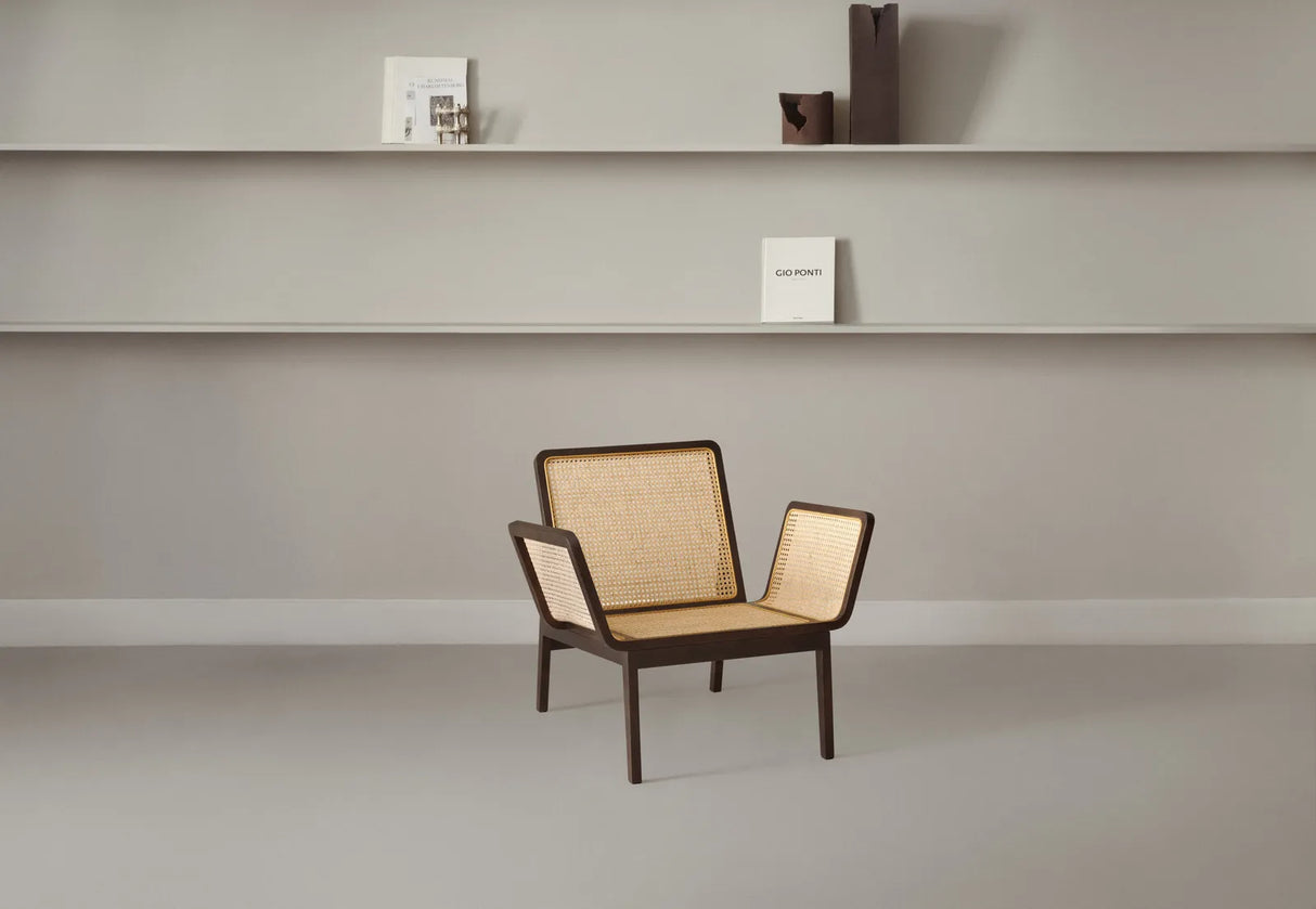 Le Roi armchair made of solid ash wood and natural rattan, 84.5×76×72 cm