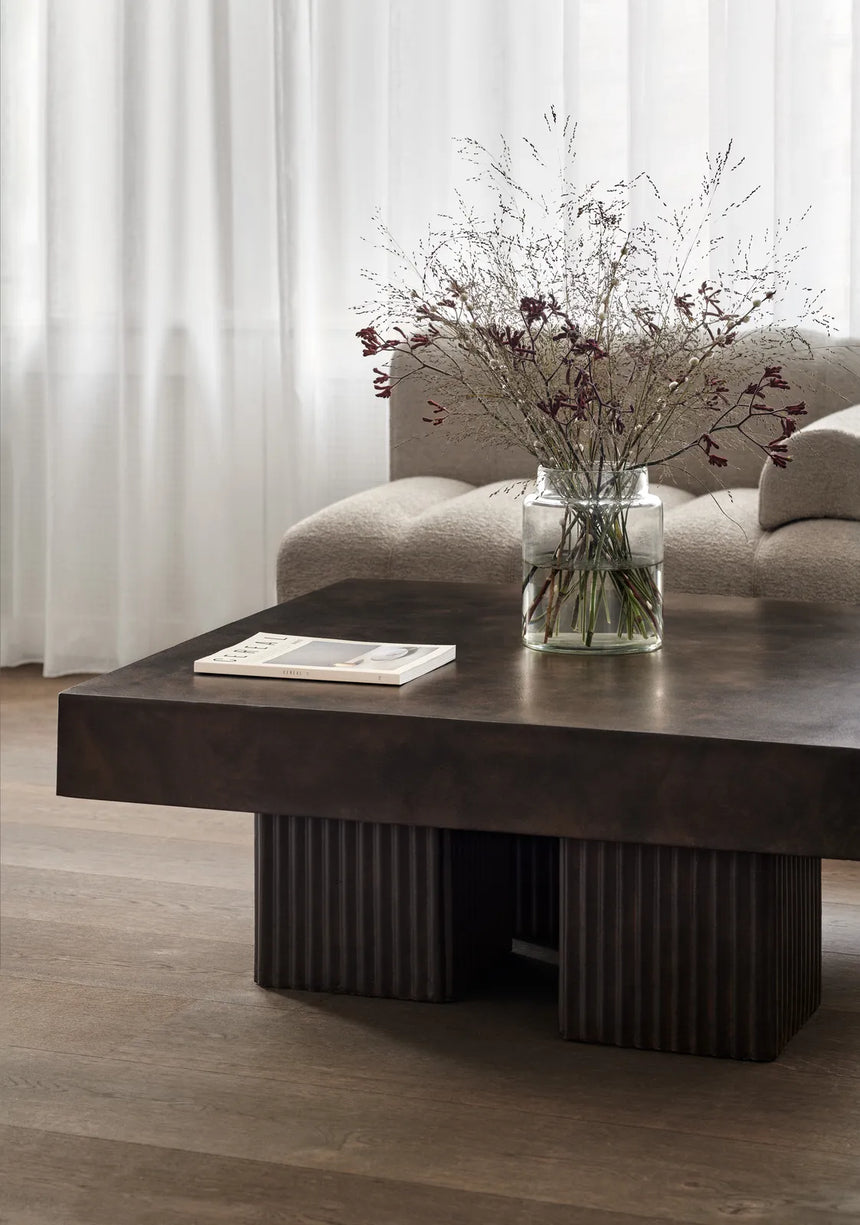 Couchtisch Gear aus Beton, quadratisch, 100×100×39 cm - ZEN ZONE Furniture