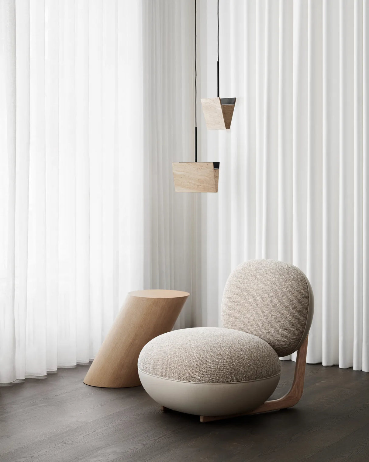 Beistelltisch Tilt aus Beton oder Eichenfurnier, 60×35×50 cm - ZEN ZONE Furniture