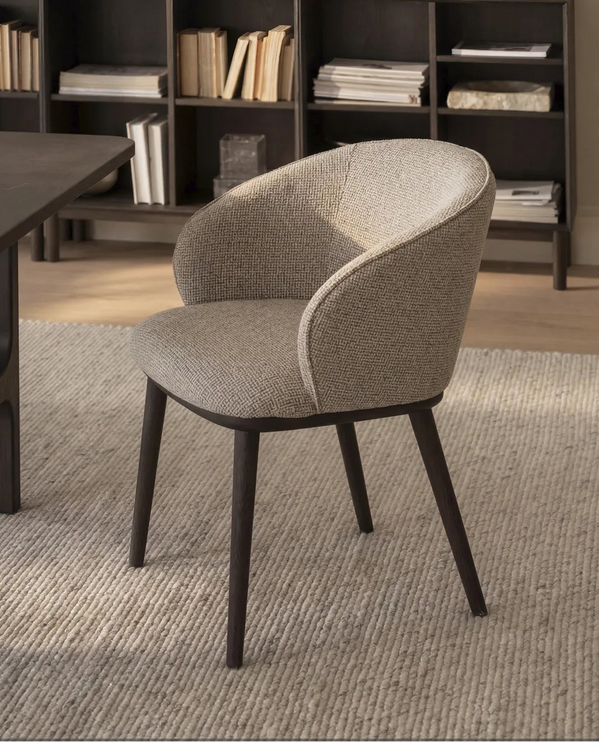 Essstuhl JUDSON aus massivem Eichenholz, Verona #173 medium beige