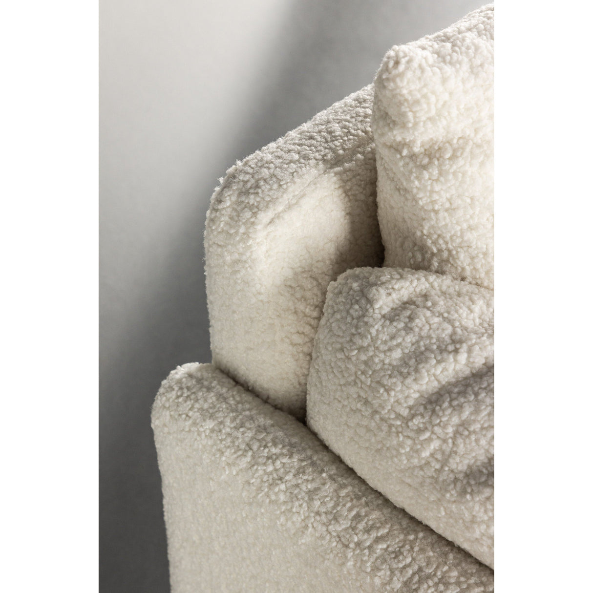 Vindel 2-Sitzer Sofa - Weißer Teddy - ZEN ZONE Furniture