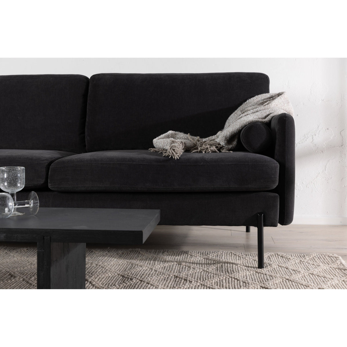Antibes 3-Sitzer Sofa - Dunkelgrauer Veloursstoff - ZEN ZONE Furniture