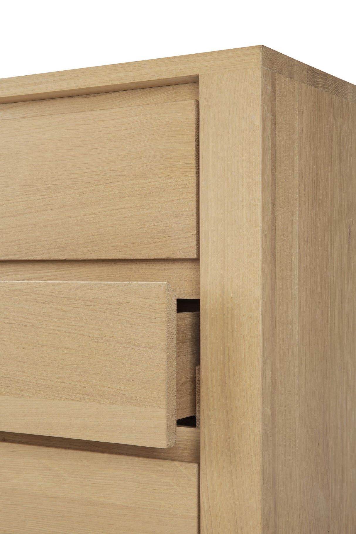 Shadow Sideboard - Eiche - 3 Türen - 3 Schubladen - 224 x 45 x 80 cm - ZEN ZONE Furniture