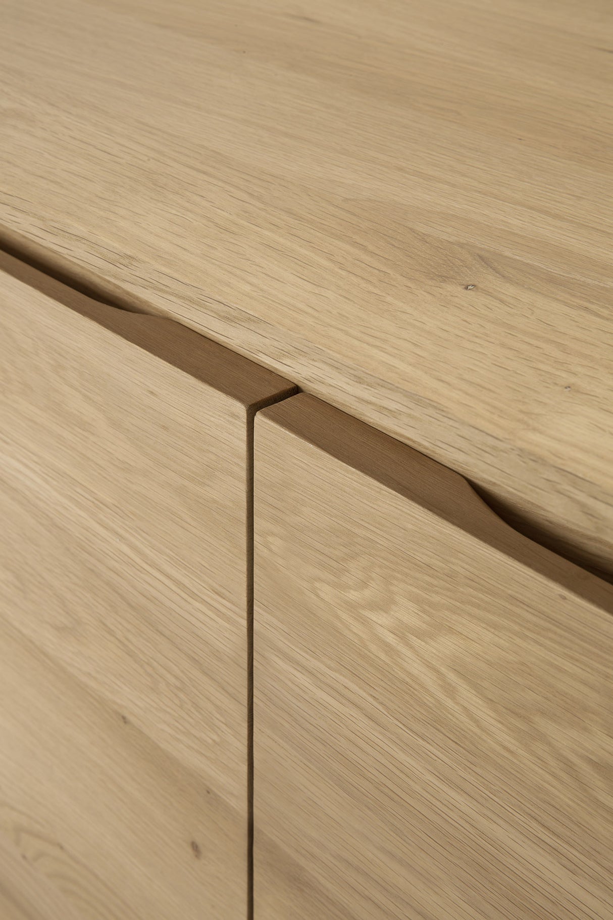 Wave TV-Schrank - Eiche - 2 Türen - 1 Klapptür - 1 Schublade - 210 x 46 x 60 cm - ZEN ZONE Furniture