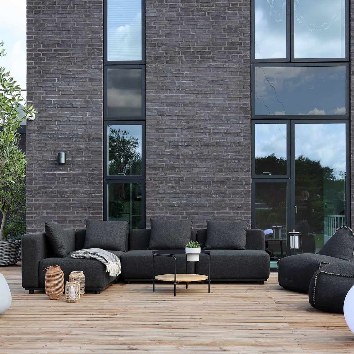 Cobana Lounge Sofa - Corner Black - ZEN ZONE