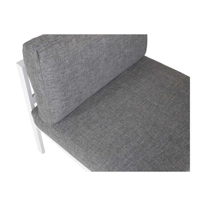 Copacabana Mittelteil - Weißes Alu / Graues Kissen - ZEN ZONE Furniture
